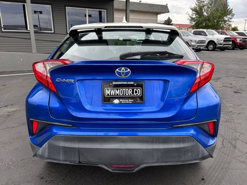 Used 2018 Toyota C-HR XLE FWD image 4