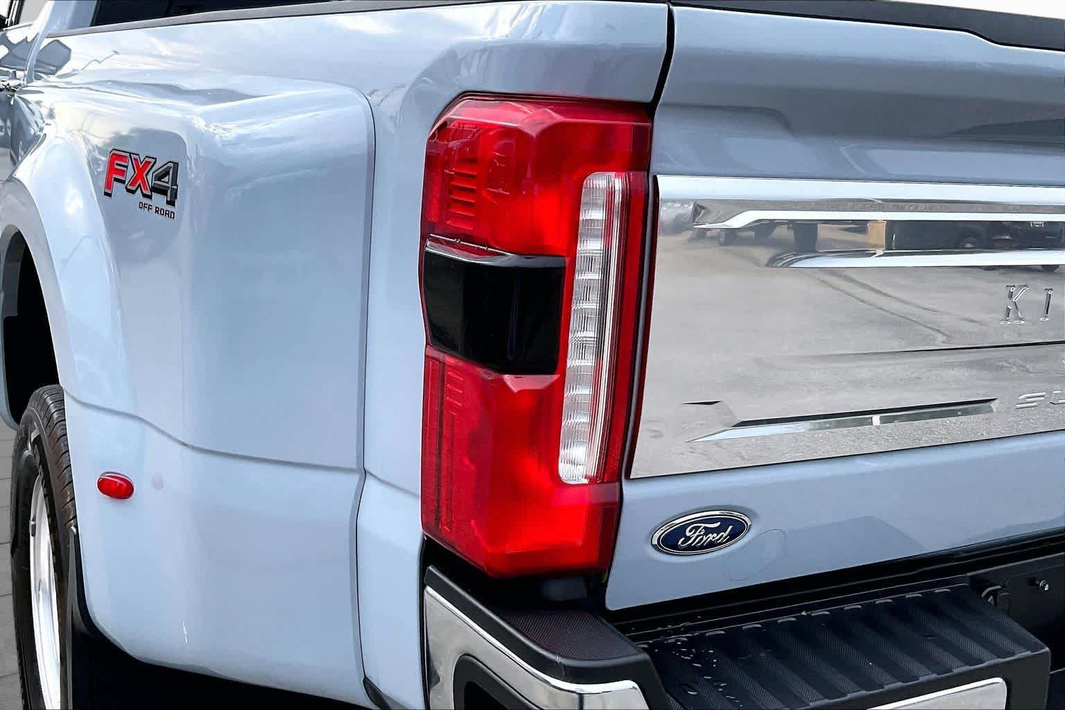 Used 2024 Ford F350 King Ranch w/ Chrome Package AWD/4WD image 25