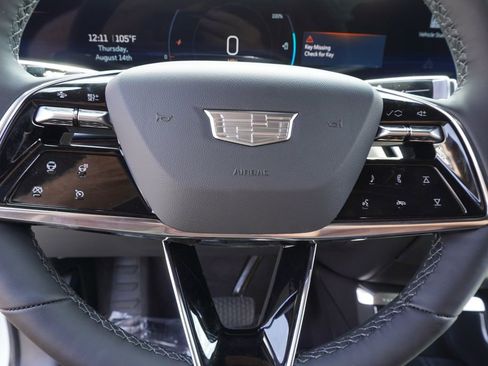 New 2025 Cadillac Lyriq Luxury image 17