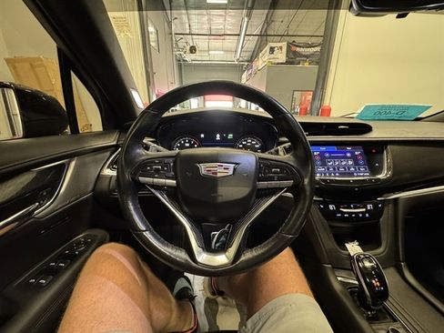 Used 2020 Cadillac XT6 Sport AWD/4WD image 21