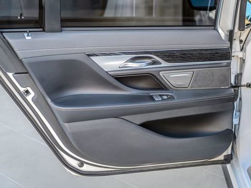 Used 2020 BMW 740i xDrive w/ M Sport Package image 53