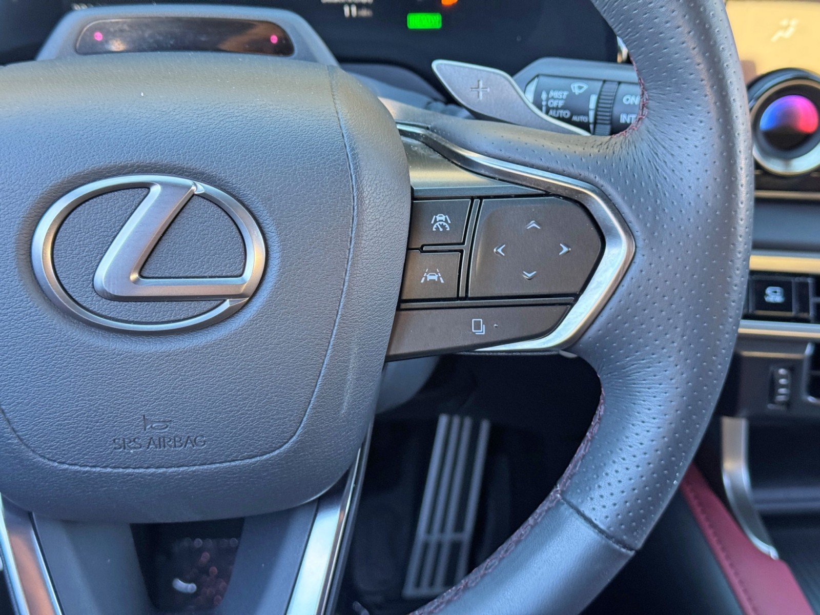 Used 2023 Lexus RX 500h F Sport w/ Accessory Package (Z1) AWD/4WD image 22