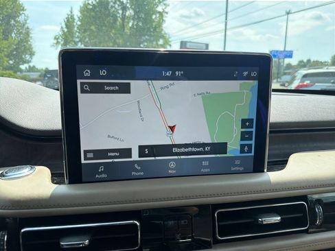 Used 2020 Lincoln Aviator Reserve w/ Equipment Group 201A AWD/4WD image 23