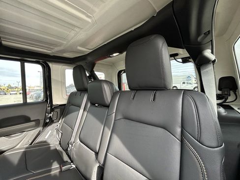 New 2026 Jeep Wrangler Sahara image 27