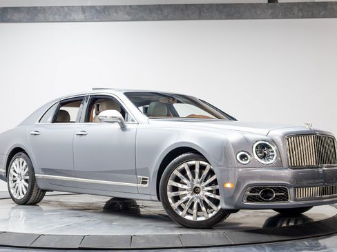 Used 2017 Bentley Mulsanne Speed image 61