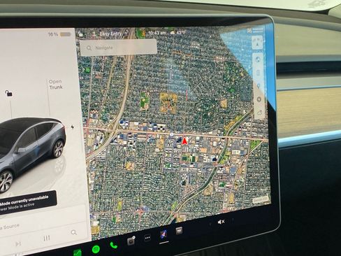 Used 2023 Tesla Model Y Long Range image 24