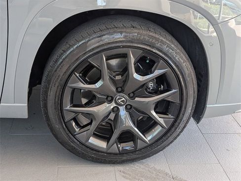 Used 2024 Lexus TX 500h AWD image 18