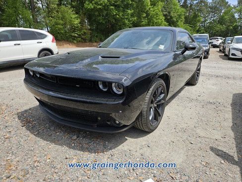 Used 2018 Dodge Challenger R/T Plus image 2
