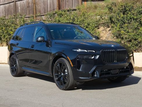 New 2026 BMW X7 xDrive40i w/ M Sport Package image 2