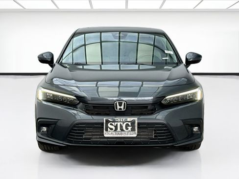 Used 2024 Honda Civic Touring image 2