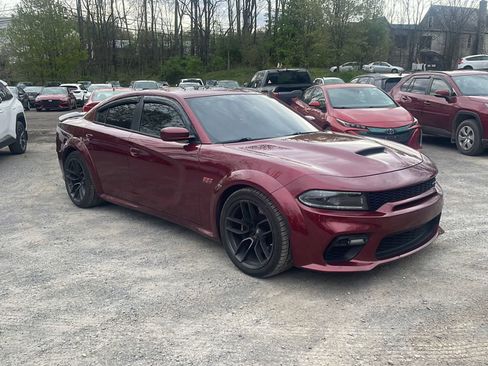 Used 2022 Dodge Charger Scat Pack RWD image 9