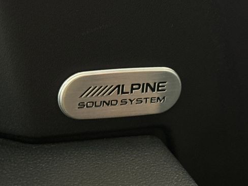 Used 2023 Dodge Charger R/T w/ Plus Group image 23