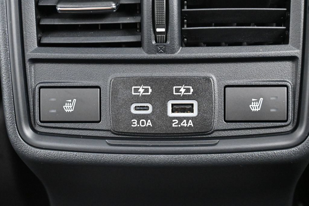 Used 2026 Subaru Outback Touring XT AWD/4WD image 36