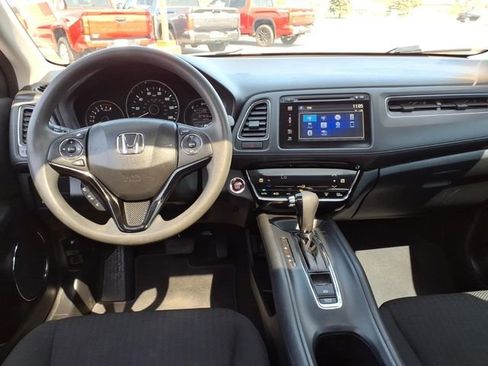 Used 2016 Honda HR-V EX image 19