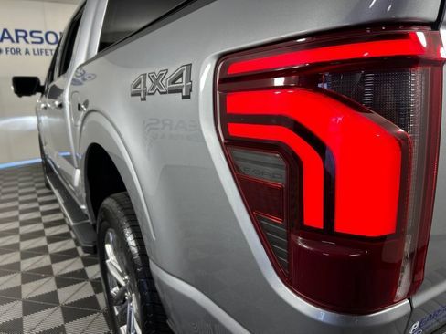 Used 2025 Ford F150 Lariat w/ Equipment Group 502A High AWD/4WD image 10