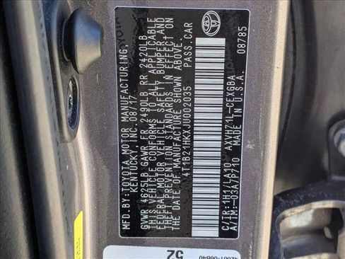 Used 2018 Toyota Camry XLE image 27