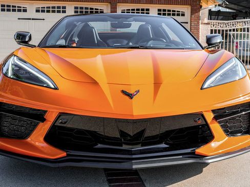 Used 2023 Chevrolet Corvette Stingray Preferred Conv w/ Z51 Performance Package RWD image 14