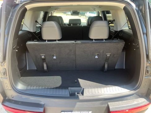 Used 2026 Hyundai Santa Fe SEL FWD image 14