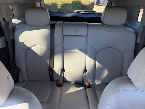 Used 2014 Cadillac SRX Luxury w/ Driver Awareness Package image 27