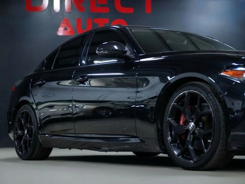 Used 2020 Alfa Romeo Giulia w/ Nero Edizione image 3
