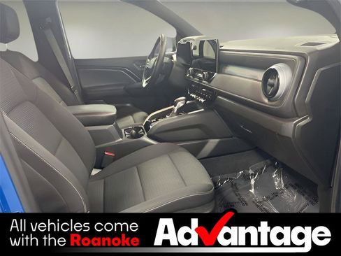 Used 2023 Chevrolet Colorado LT w/ LT Convenience Package II image 17