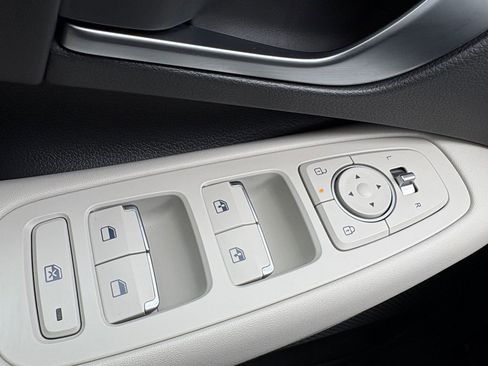 New 2024 Hyundai Sonata SEL image 12