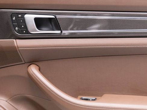 Used 2023 Porsche Panamera 4S Executive image 69