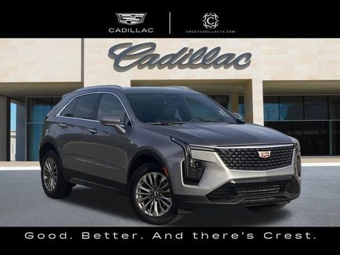 Certified 2025 Cadillac XT4 Premium Luxury FWD image 2
