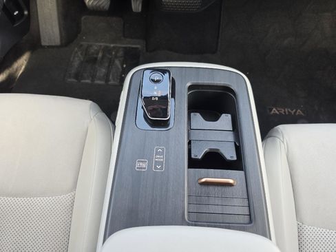 Used 2023 Nissan Ariya FWD image 18