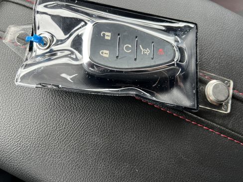 Used 2024 Chevrolet Blazer RS w/ Enhanced Convenience Package image 33