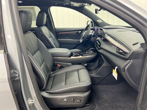 New 2026 Buick Enclave Avenir w/ Super Cruise Package image 23