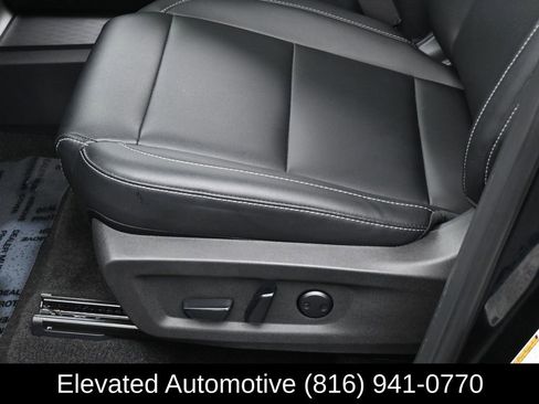 Used 2025 Nissan Murano SL image 17