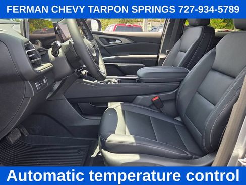 New 2026 Chevrolet Traverse LT w/ Midnight/Sport Edition FWD image 13