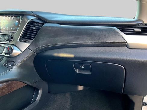 Used 2018 Chevrolet Tahoe LT AWD/4WD image 18