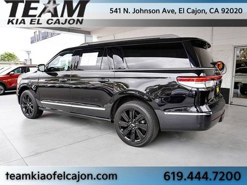 Used 2022 Lincoln Navigator L Reserve w/ Monochromatic Package AWD/4WD image 8