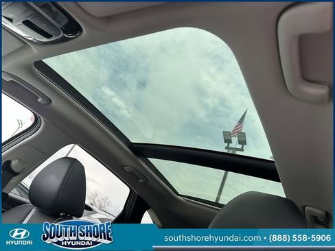 Certified 2023 Hyundai Tucson Limited AWD/4WD image 22