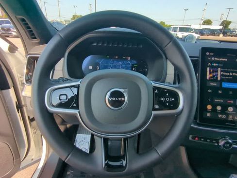 Certified 2026 Volvo XC90 T8 Ultra AWD/4WD image 21