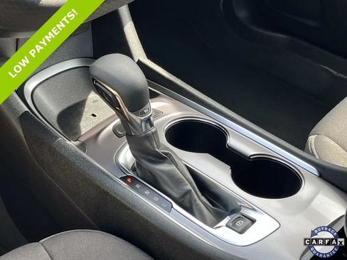 Used 2022 Chevrolet Malibu LT FWD image 30