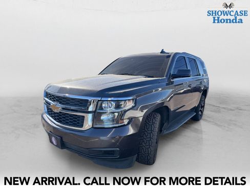 Used 2017 Chevrolet Tahoe LT image 2