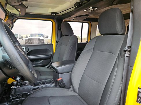 Used 2021 Jeep Wrangler Unlimited Sport AWD/4WD image 13