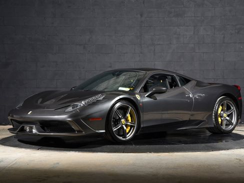 Used 2014 Ferrari 458 Speciale Coupe RWD image 2