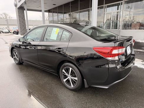Used 2023 Subaru Impreza Premium image 3