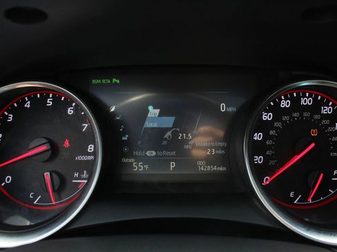 Used 2018 Toyota Camry XSE w/ Driver Assist Package FWD image 30