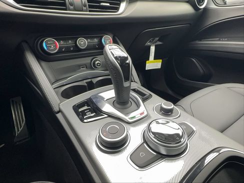 New 2025 Alfa Romeo Stelvio Sprint w/ Convenience Package AWD/4WD image 45