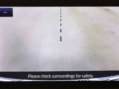 Certified 2021 Ford Escape SE w/ SE Sport Appearance Package image 28