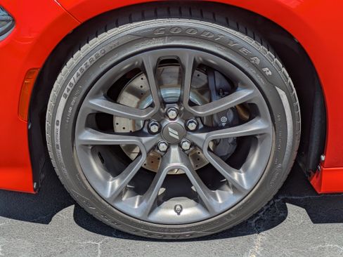 Used 2021 Dodge Charger Scat Pack w/ Plus Group RWD image 9