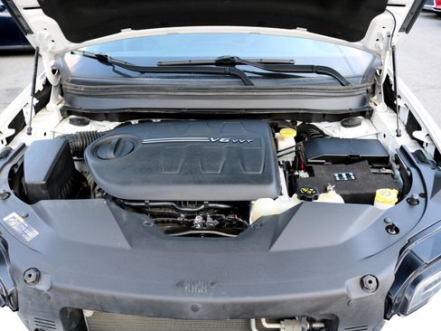 Used 2020 Jeep Cherokee Limited image 49