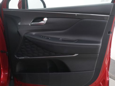 Used 2023 Hyundai Santa Fe SEL w/ Premium Package image 12