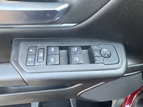 Used 2025 RAM 1500 Big Horn AWD/4WD image 16