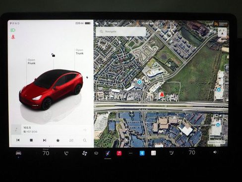 Used 2023 Tesla Model Y Long Range AWD/4WD image 25